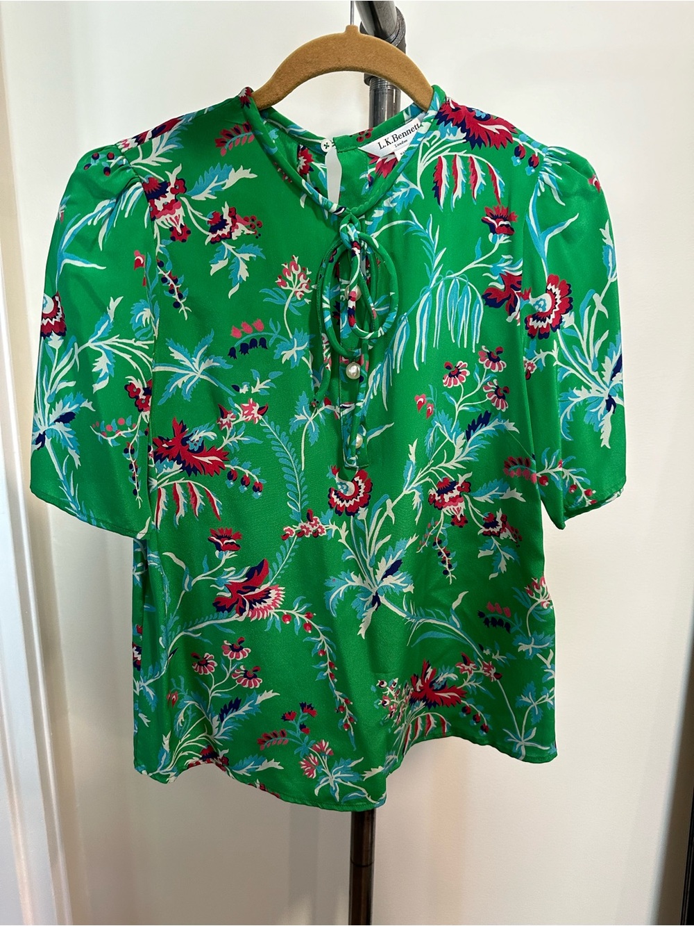 LK Bennett Green Floral Tie-Neck Short Sleeve Blouse